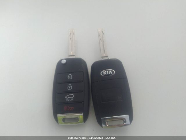 KNDPMCAC3H7202587 KIA Sportage Lx