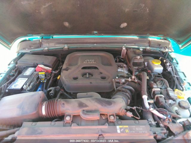 1C4HJXENXLW109516 Jeep Wrangler Unlimited Sahara