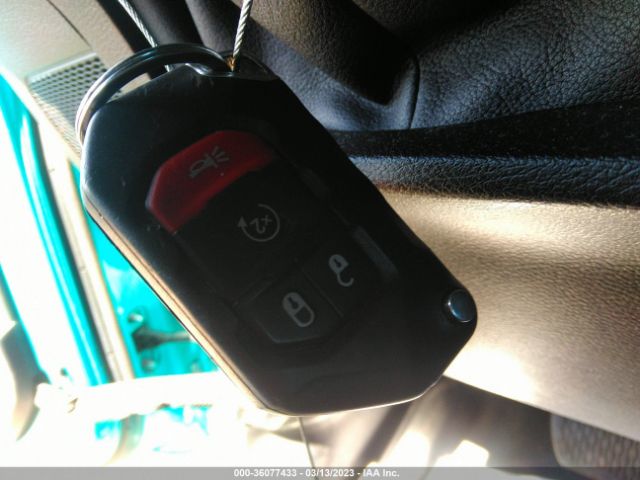 1C4HJXENXLW109516 Jeep Wrangler Unlimited Sahara