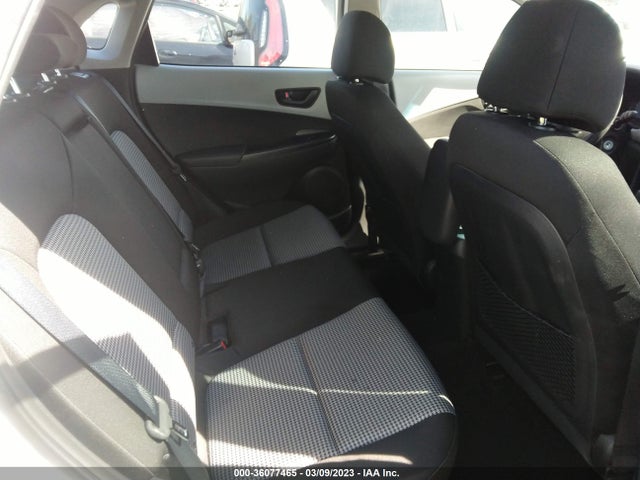 2020 HYUNDAI KONA SE VIN: KM8K12AA8LU589820