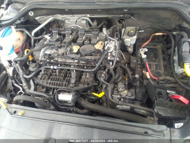 3VWL17AJ5HM299436 Volkswagen Jetta 1.8t Sel