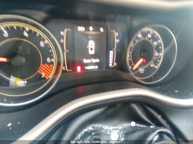 1C4PJMCBXEW290770 Jeep Cherokee Altitude