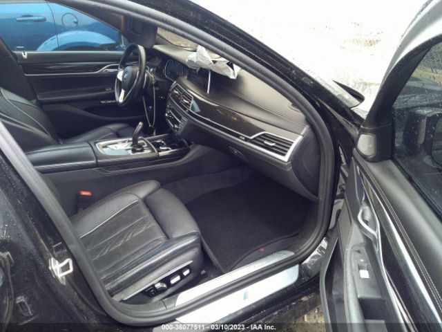 WBA7F0C39HGM21895 BMW 7 Series 750i