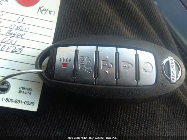 5N1AT3CBXMC731979 Nissan Rogue Sl