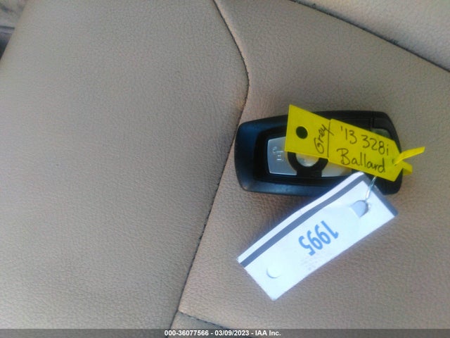 BMW 3 Series 328i 2013 WBA3A5G58DNP20600 Image 3