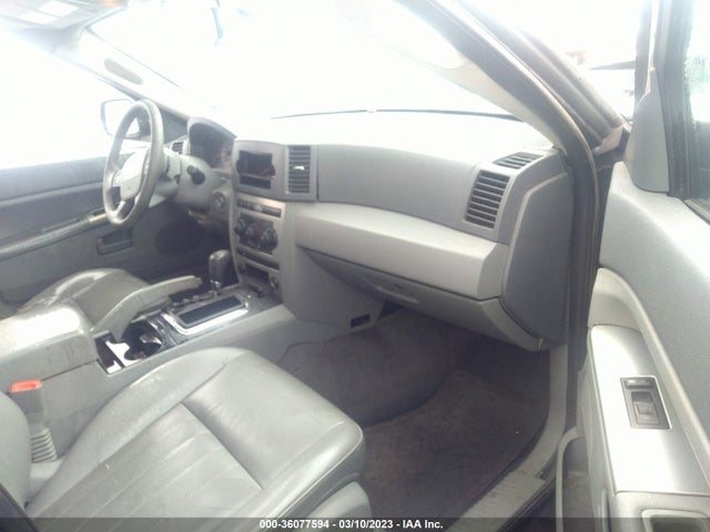 Jeep Grand Cherokee Laredo 2005 1J4GR48K75C523467 Image 6