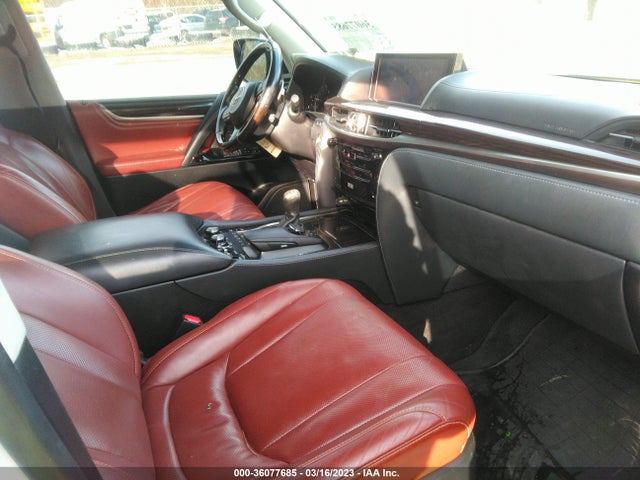 2019 Lexus LX, VIN: JTJHY7AX5K4284735