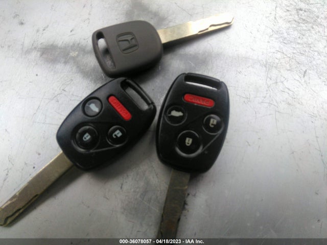 Honda PILOT LX 2015 5FNYF3H29FB029550 Image 3