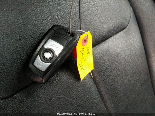 WBA3C1C57FK117764 BMW 3 Series 328i