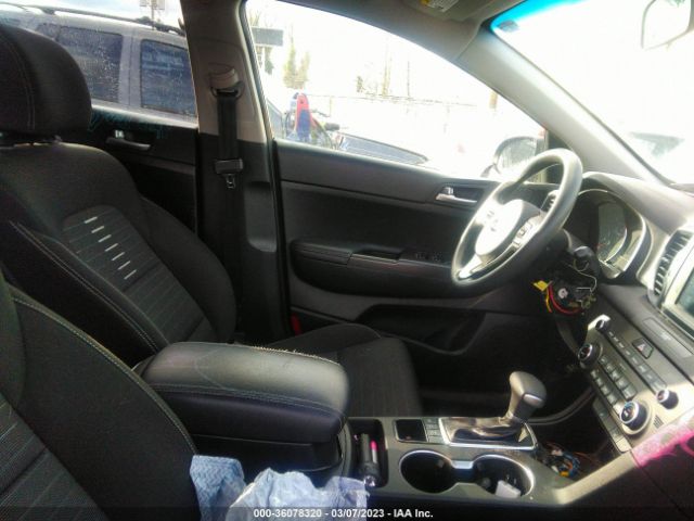 KNDPMCACXJ7361998 KIA Sportage Lx