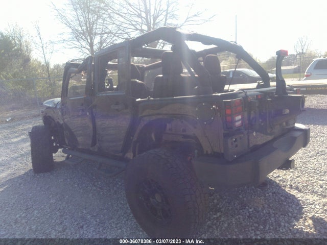 1C4BJWFG0EL306053 Jeep Wrangler Unlimited Rubicon