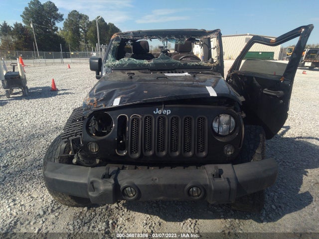 1C4BJWFG0EL306053 Jeep Wrangler Unlimited Rubicon