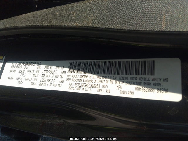 1C4BJWFG0EL306053 Jeep Wrangler Unlimited Rubicon