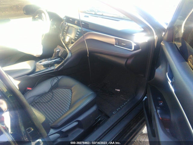 2018 Toyota Camry, VIN: 4T1B21HK6JU006213