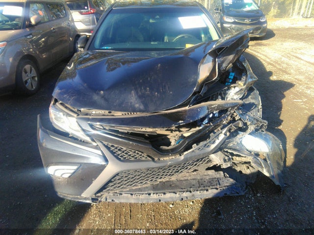 2018 Toyota Camry, VIN: 4T1B21HK6JU006213