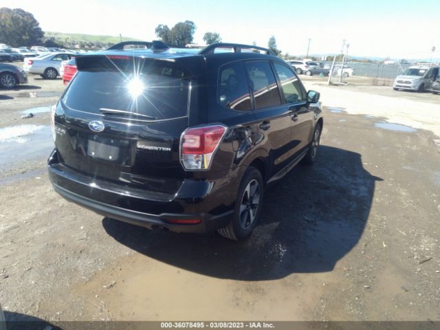 JF2SJAEC6JH529858 Subaru Forester Premium