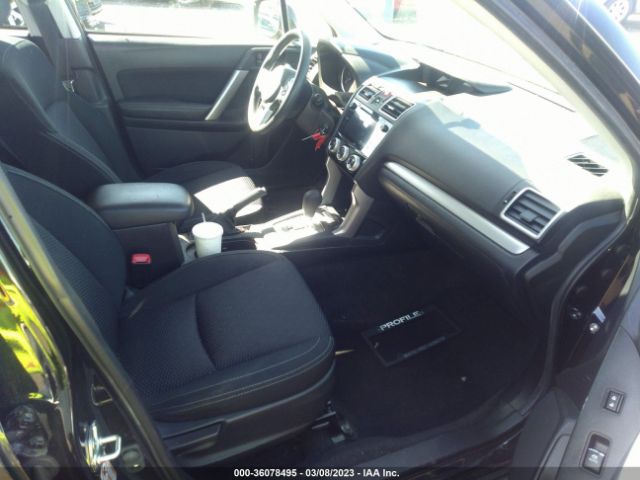 JF2SJAEC6JH529858 Subaru Forester Premium