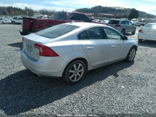 YV126MFK6G2391347 Volvo S60 T5 Drive-e Premier