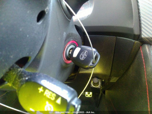JF1ZNAA18F9704091 Scion FR-S