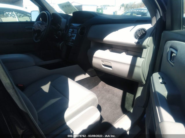 2013 HONDA PILOT LX VIN: 5FNYF4H2XDB007995