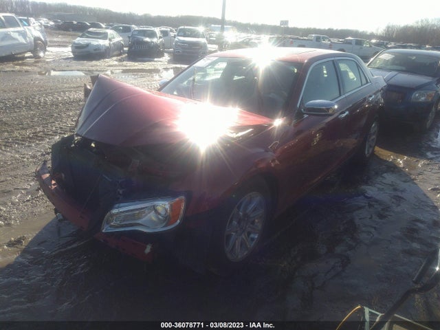 Chrysler 300 300c 2014 2C3CCAEG2EH103539 Image 2
