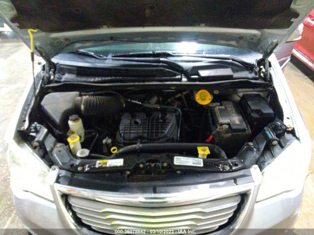 2C4RC1CG5ER469627 Chrysler Town & Country Touring-l