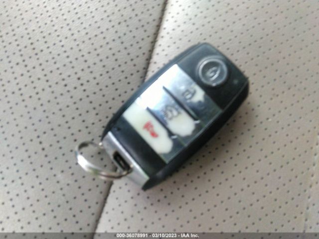 5XYPH4A54GG099824 KIA SORENTO EX