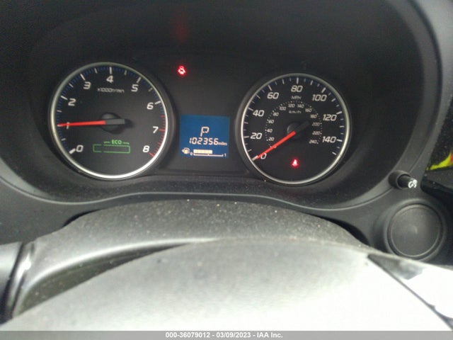 JA4AD2A3XGZ010046 Mitsubishi Outlander Es