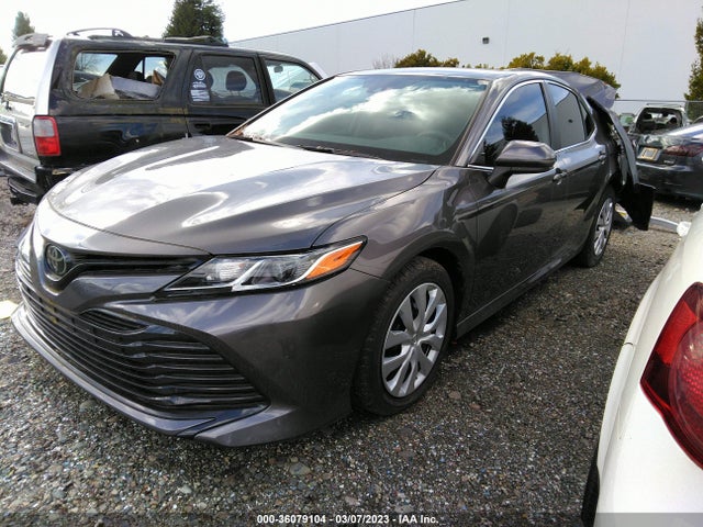 Toyota CAMRY LE 2020 4T1C11AKXLU311525 Image 2