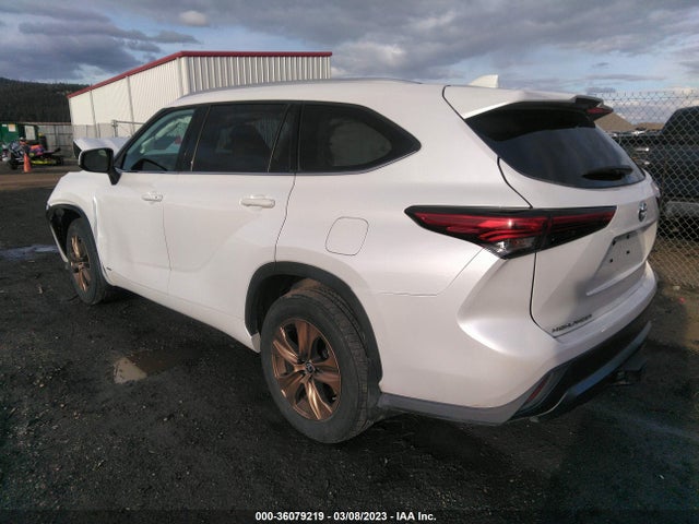 2022 Toyota Highlander, VIN: 5TDABRCH2NS549269