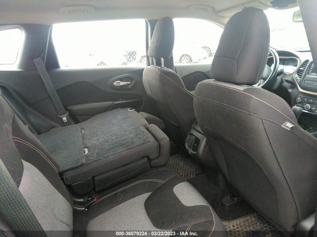 1C4PJMAB6FW769336 Jeep Cherokee Sport