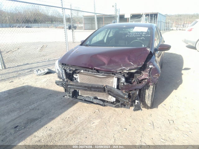 2018 KIA FORTE LX VIN: 3KPFK4A71JE194635