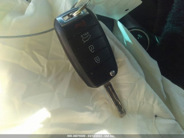 KNDJX3A53E7082770 KIA Soul !