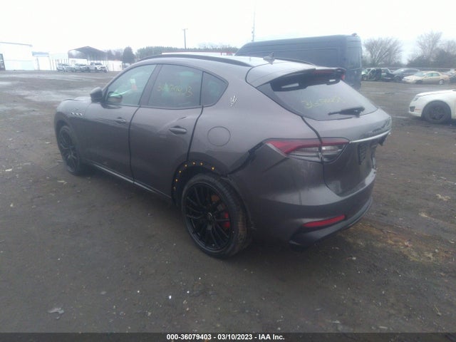 2022 Maserati Levante, VIN: ZN661XUA1NX388050