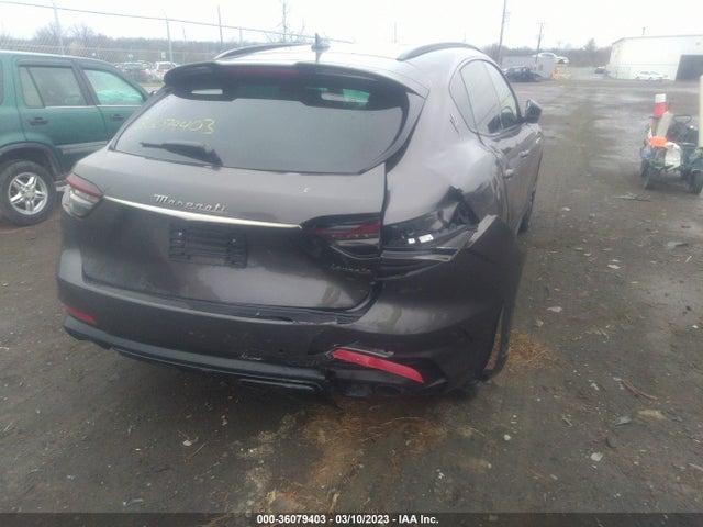 2022 Maserati Levante, VIN: ZN661XUA1NX388050