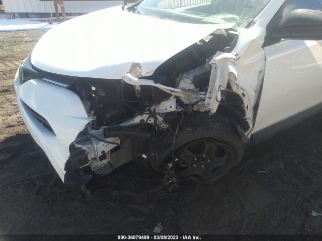 Toyota RAV4 LE 2018 JTMBFREV5JJ213473 Image 7