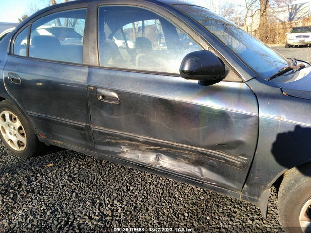 2005 HYUNDAI ELANTRA GLS/GT VIN: KMHDN46D65U101432