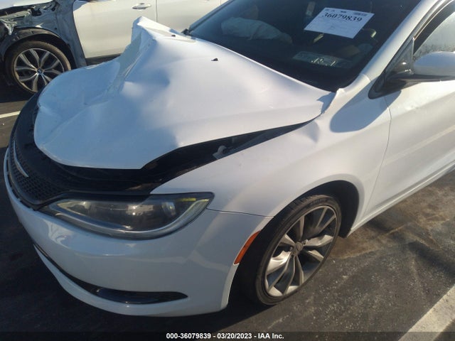 Chrysler 200 S 2015 1C3CCCBB1FN670628 Image 11