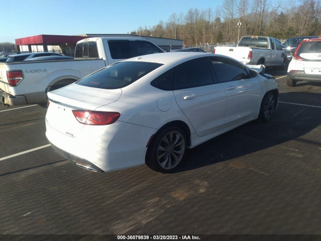 Chrysler 200 S 2015 1C3CCCBB1FN670628 Image 4