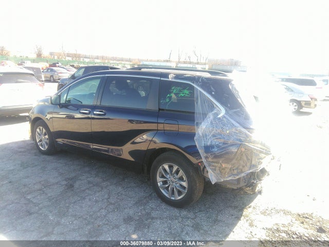 Toyota SIENNA XLE 2021 5TDJSKFC5MS007976 Image 3