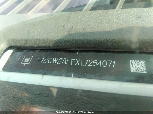 Chevrolet EXPRESS CARGO VAN 2020 1GCWGAFPXL1254071 Image 9