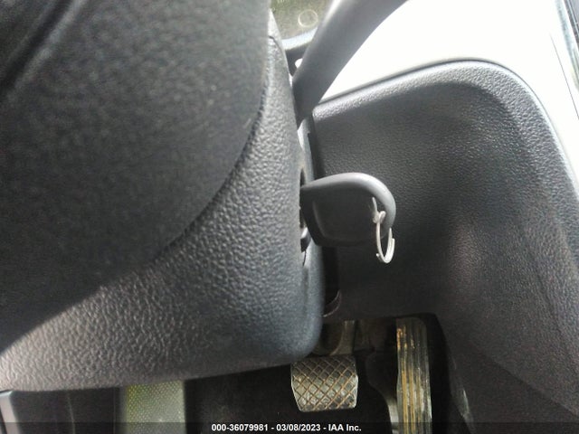 Volkswagen PASSAT SE 2013 1VWBP7A39DC089798 Image 3