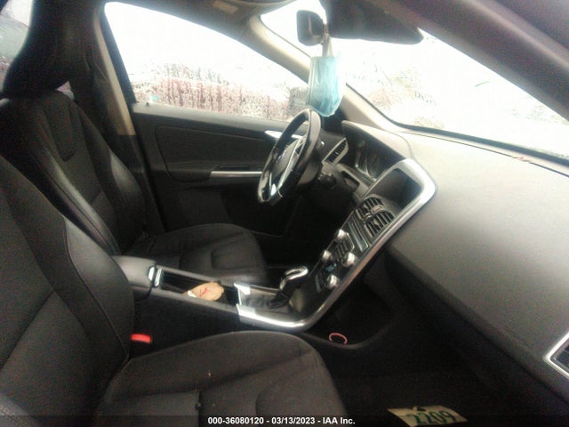 2015 Volvo XC60, VIN: YV440MDJ3F2745072