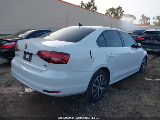 2017 VOLKSWAGEN JETTA 1.4T SE VIN: 3VWDB7AJ9HM210596
