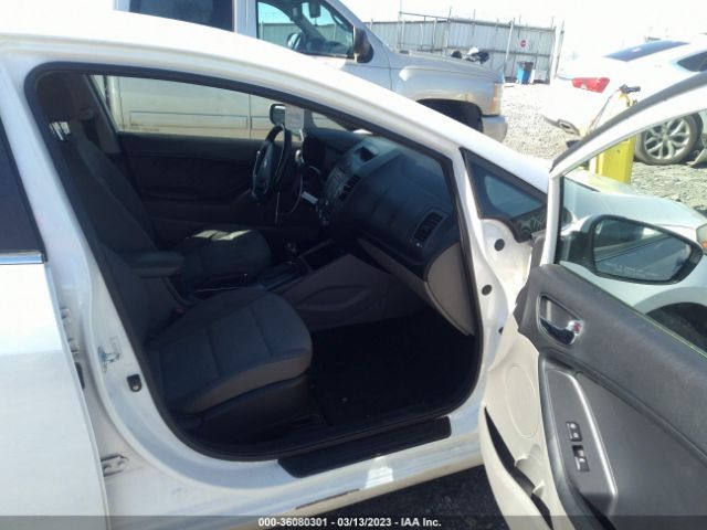 KNAFX4A88E5195435 KIA FORTE EX