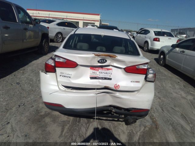 KNAFX4A88E5195435 KIA FORTE EX