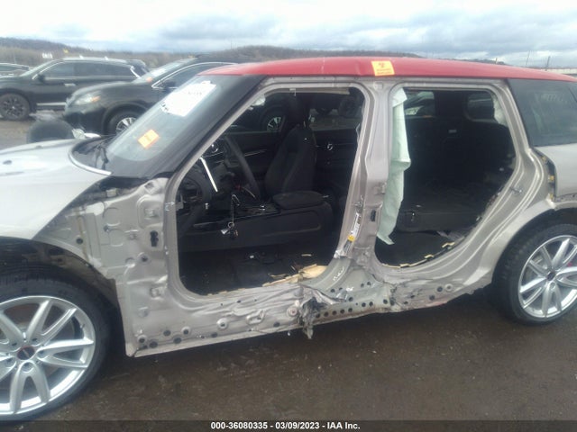 2022 Mini Clubman, VIN: WMWJZ9C03N2R07280