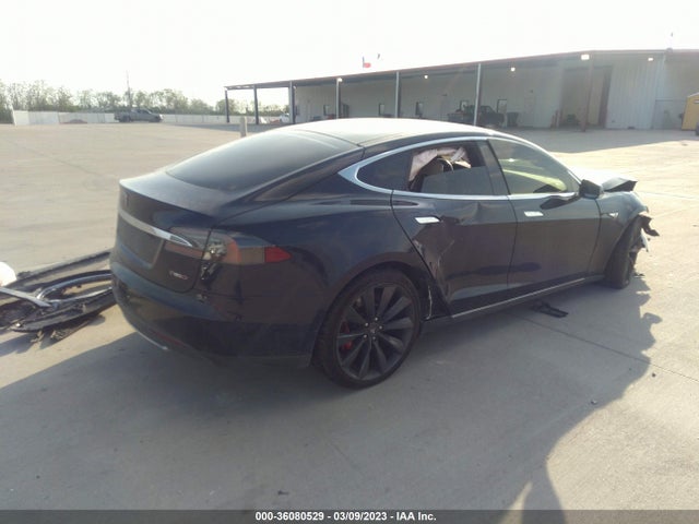 Tesla Model S P85d 2014 5YJSA1H21EFP68130 Image 4