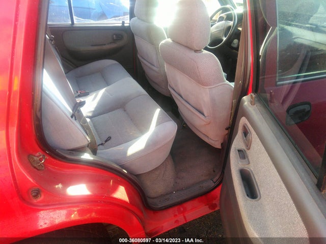 1998 KIA SPORTAGE VIN: KNDJB7232W5568230