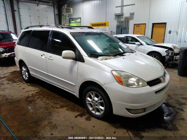 2005 TOYOTA SIENNA XLE VIN: 5TDBA22C75S033395